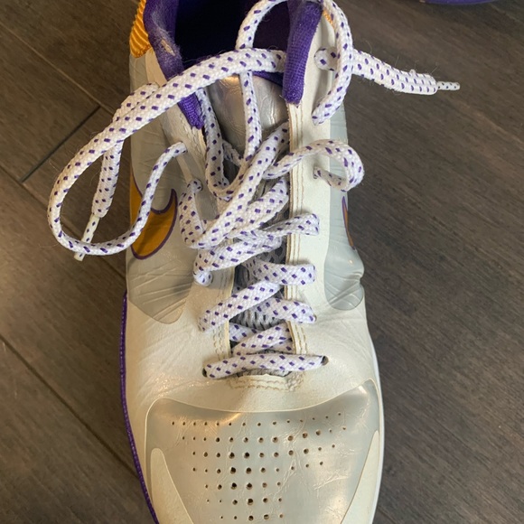 2009 Nike Zoom Kobe 5 Purple/Yellow/White Youth 6.5 - Picture 5 of 9